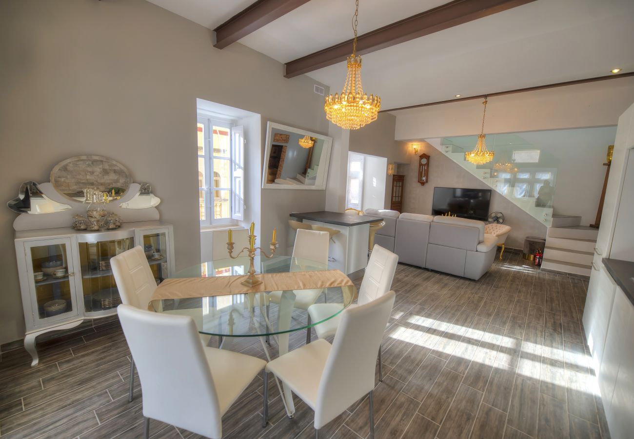 Casa en Sliema - Spectacular spacious house with sun terrace ILJU1-1