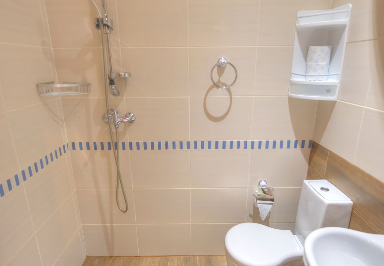Apartamento en Sliema - Enormous 3bedroom seafront with balcony PDEH1-1