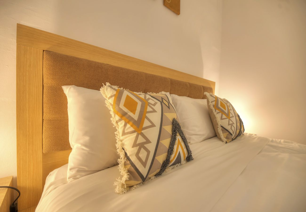 Apartamento en Sliema - Enormous 3bedroom seafront with balcony PDEH1-1