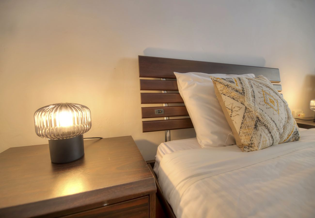 Apartamento en Sliema - Enormous 3bedroom seafront with balcony PDEH1-1
