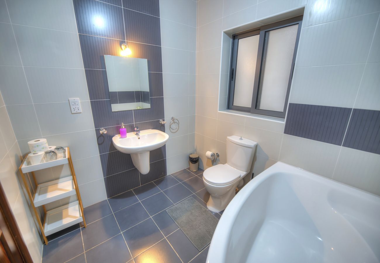 Apartamento en Gzira - Large and modern 2bedroom with balcony GLUB1-1