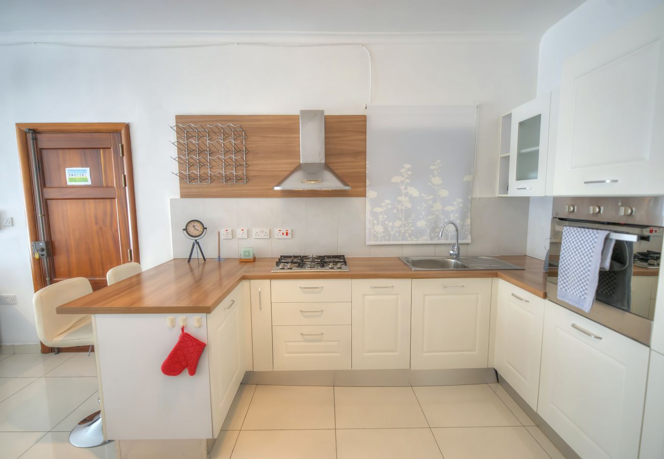 Apartamento en Gzira - Large and modern 2bedroom with balcony GLUB1-1