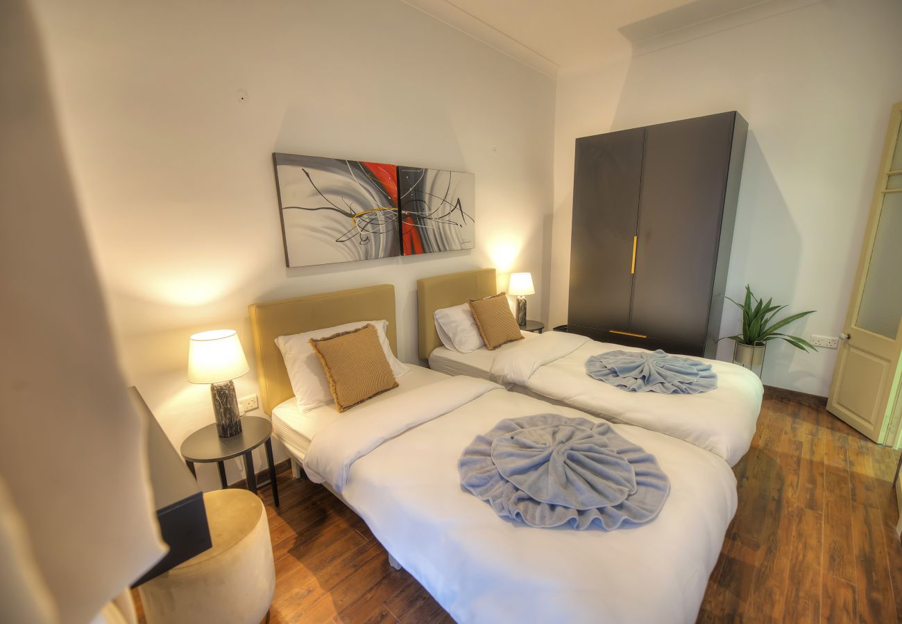Apartamento en Sliema - Cozy 2bedroom apartment near Sliema ferries CESI1-1