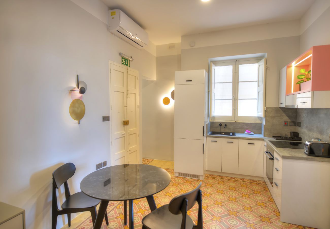 Apartamento en Valletta - Beautiful one bedroom seafront apartment VPAL1-1