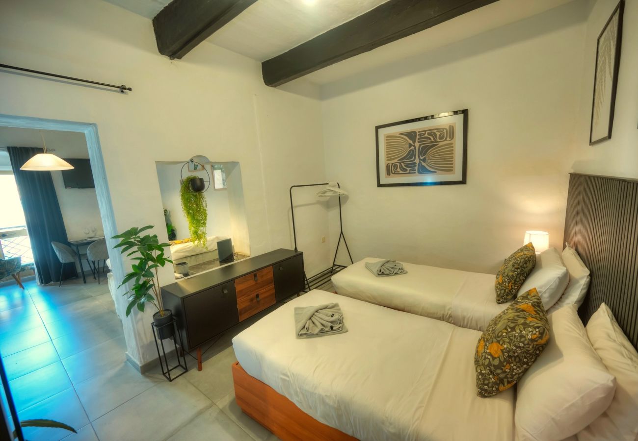 Apartamento en Valletta - Cozy flat 2 mins walk swim beach in Valletta MCRI1-1