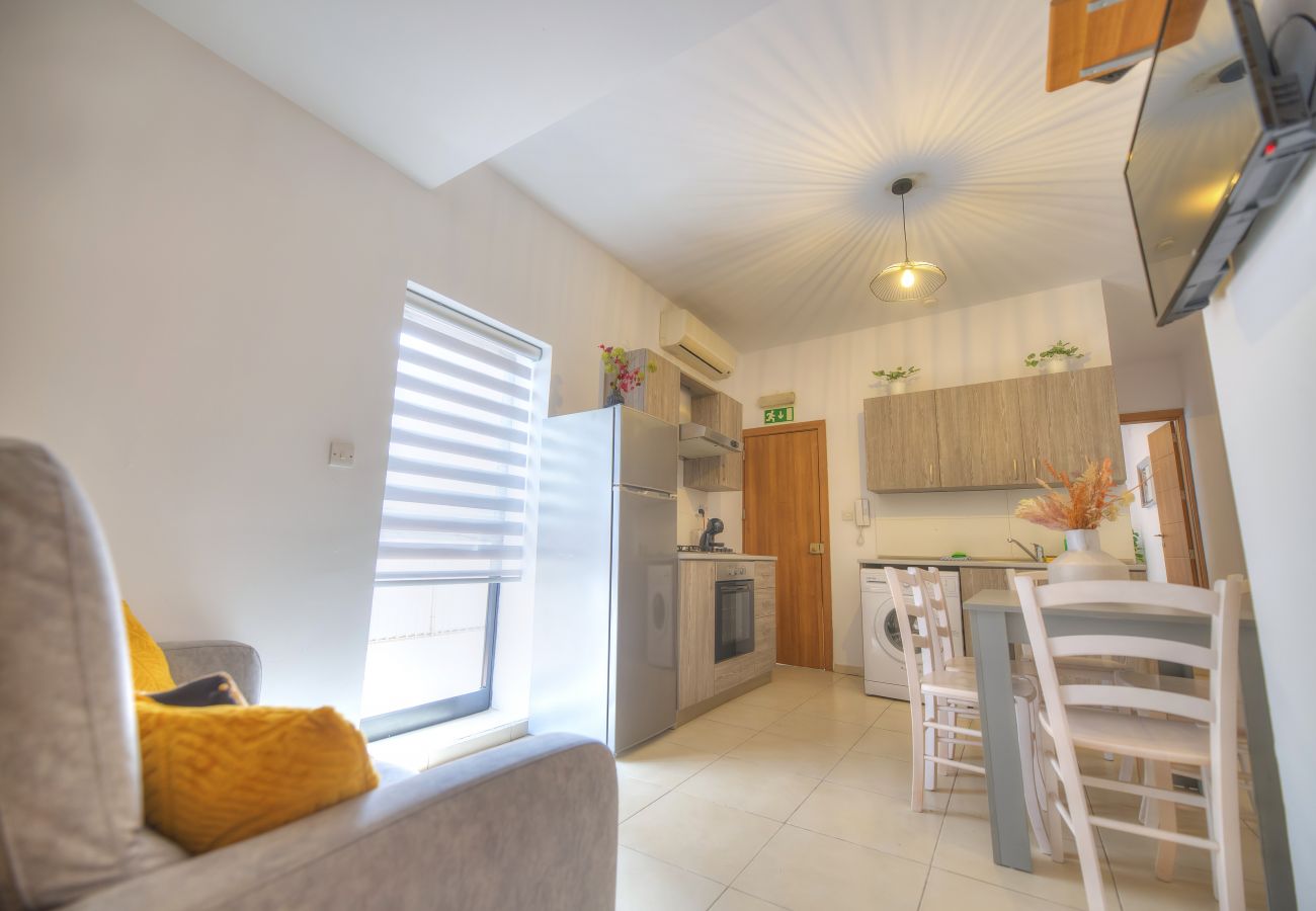 Apartamento en St Julian's - 2bedroom with large terrace in Paceville JPOR1-1