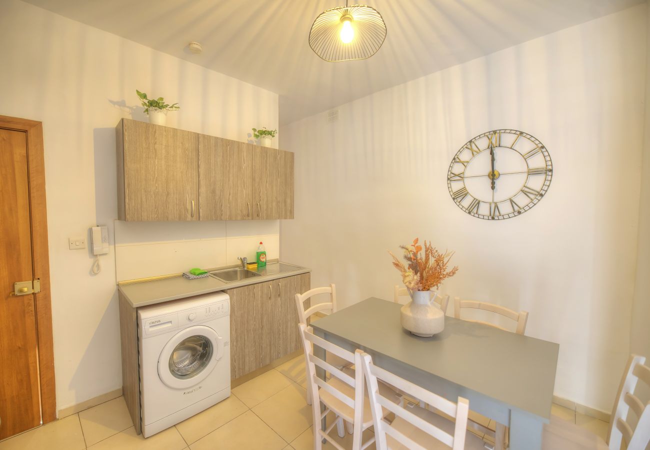 Apartamento en St Julian's - 2bedroom with large terrace in Paceville JPOR1-1