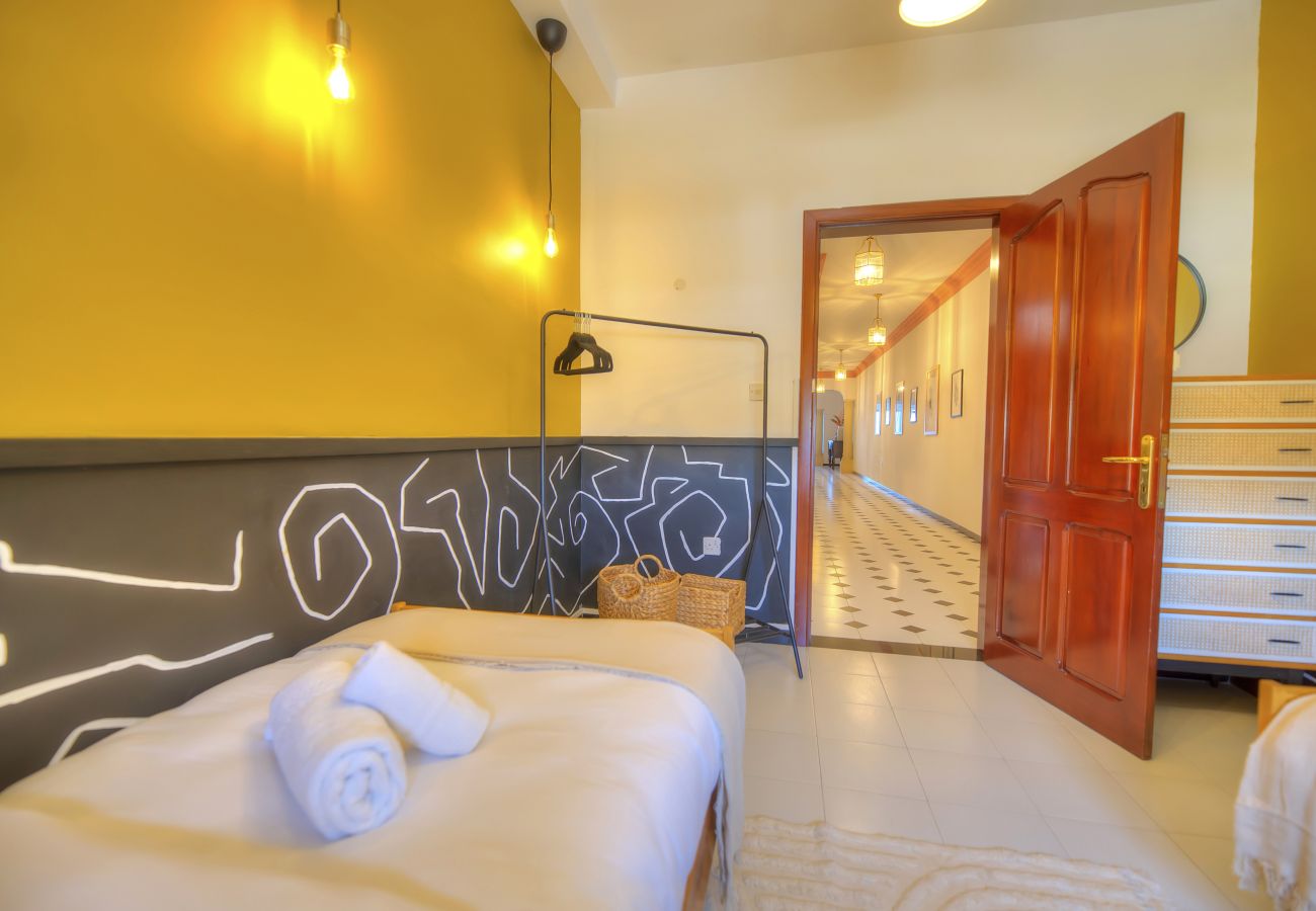 Apartamento en Sliema - Beautifully furnished seafront 4 bedrooms GOSLM4