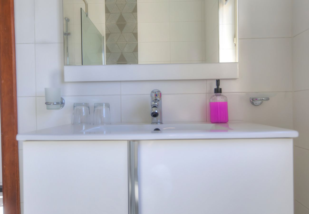 Apartamento en Sliema - Beautifully furnished seafront 4 bedrooms GOSLM4