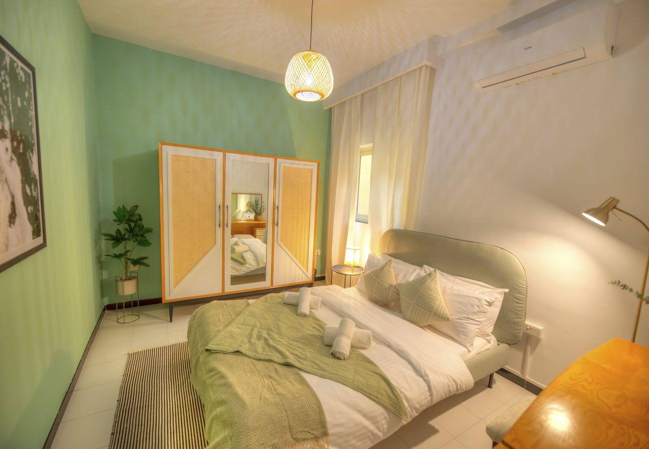 Apartamento en Sliema - Beautifully furnished seafront 4 bedrooms GOSLM4