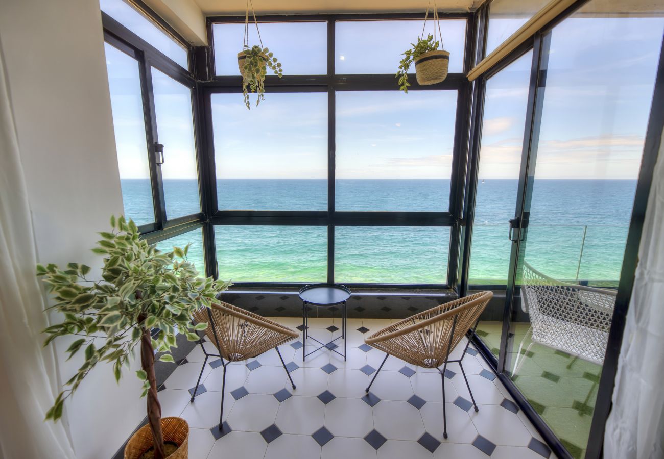 Apartamento en Sliema - Beautifully furnished seafront 4 bedrooms GOSLM4