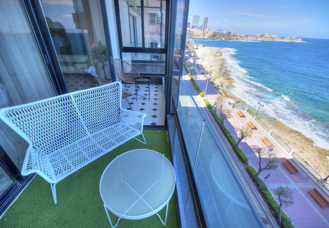 Apartamento en Sliema - Beautifully furnished seafront 4 bedrooms GOSLM4