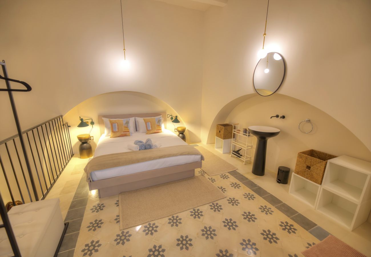 Apartamento en Valletta - Chic duplex maisonette in Valletta centre-DDEM4