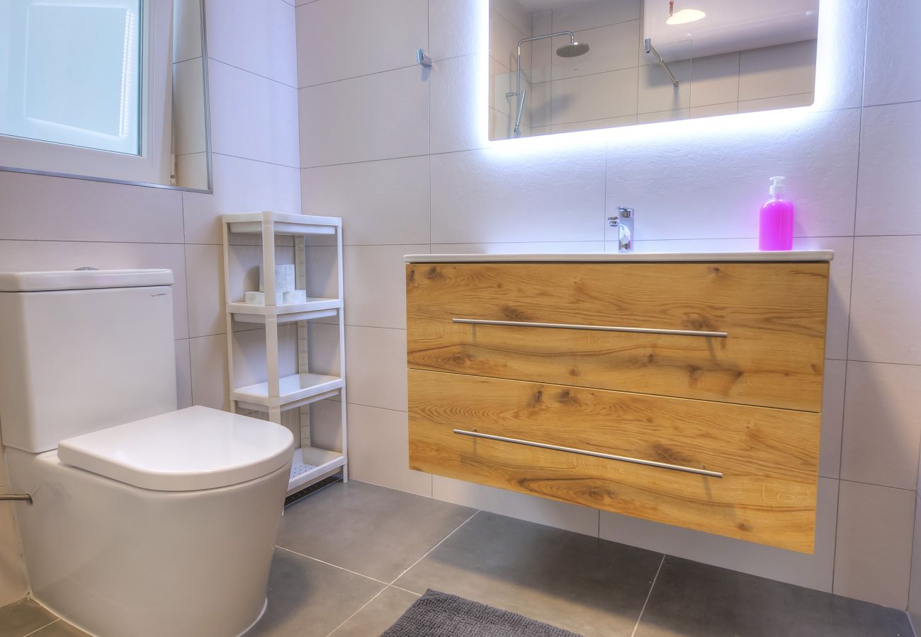 Apartamento en Swieqi - Spacious & Tastefully furnished 3 bedrooms RCUT1-1