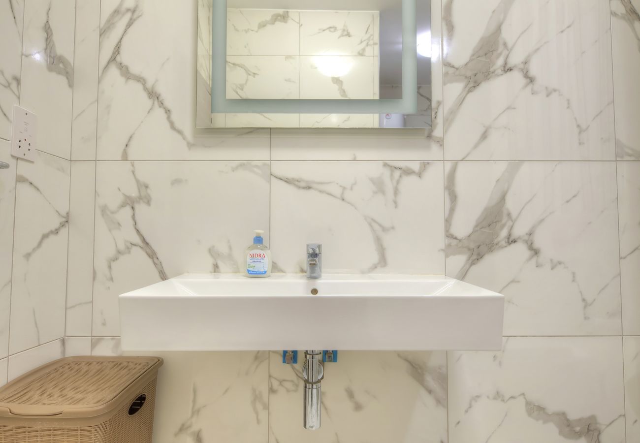 Apartamento en Gzira - Spacious & modern 3 bedroom near seafront JBOR1-1