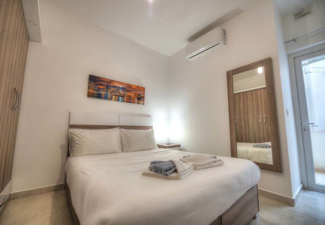 Apartamento en Gzira - Spacious & modern 3 bedroom near seafront JBOR1-1