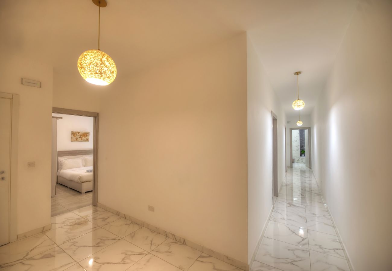 Apartamento en Gzira - Spacious & modern 3 bedroom near seafront JBOR1-1