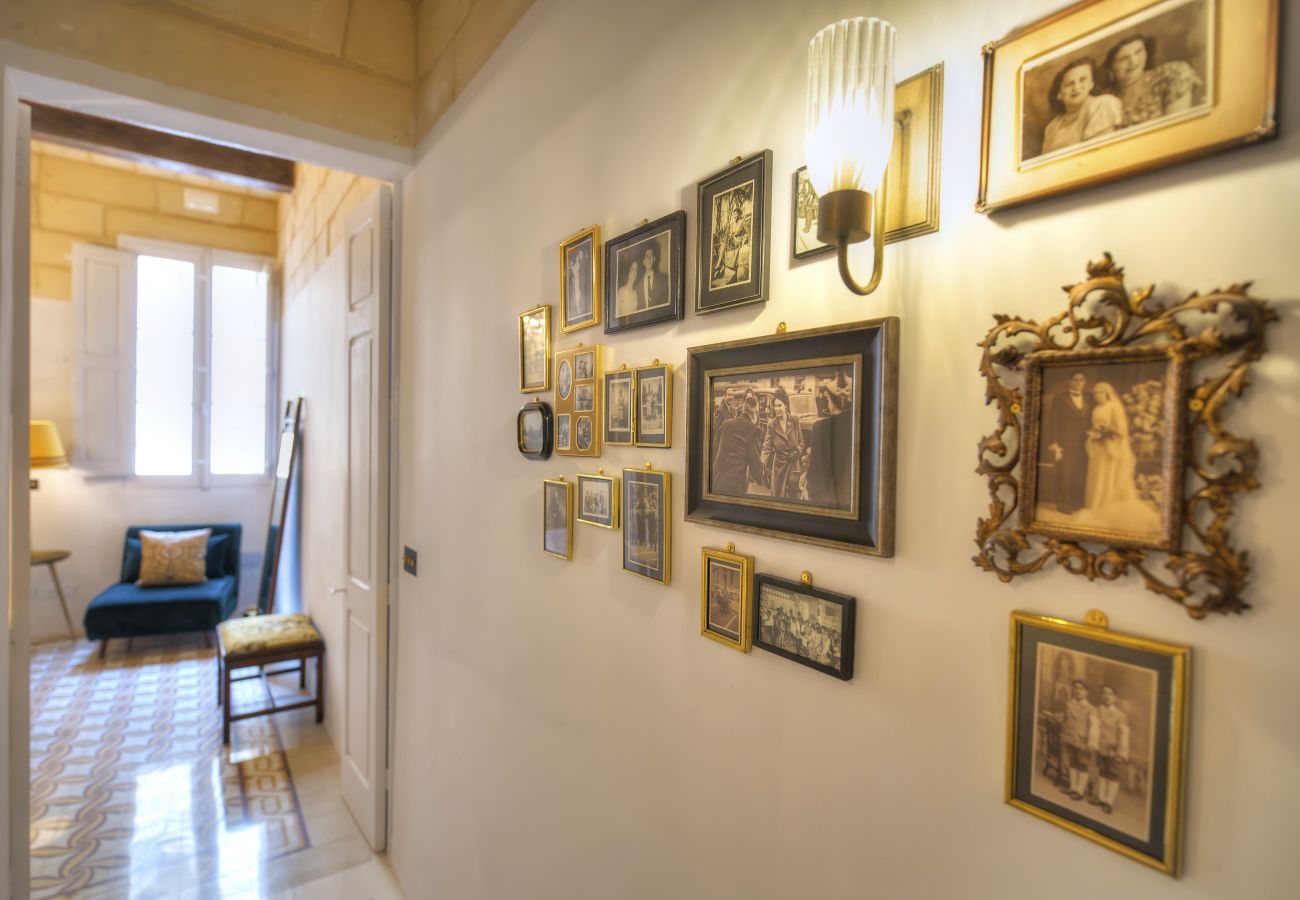 Apartamento en Valletta - Traditional & chic 2 bedrooms in Valletta IMCD1-1
