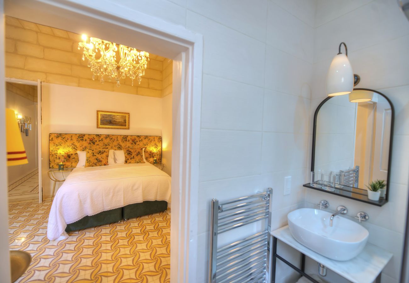 Apartamento en Valletta - Traditional & chic 2 bedrooms in Valletta IMCD1-1