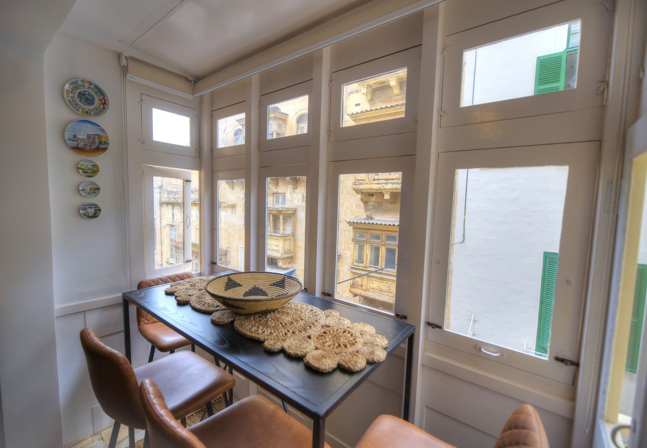 Apartamento en Valletta - Traditional & chic 2 bedrooms in Valletta IMCD1-1