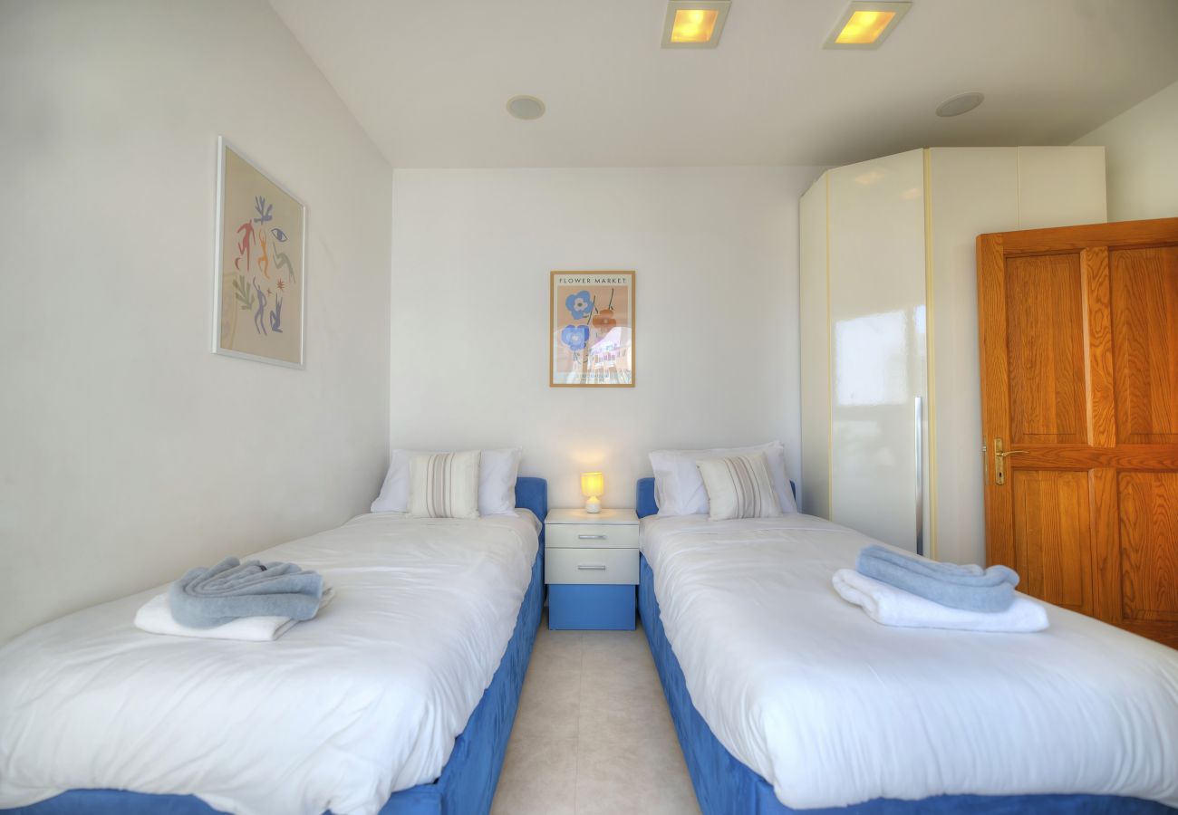 Apartamento en Sliema - Spacious 3bedrooms with spectacular views GOSLM-6