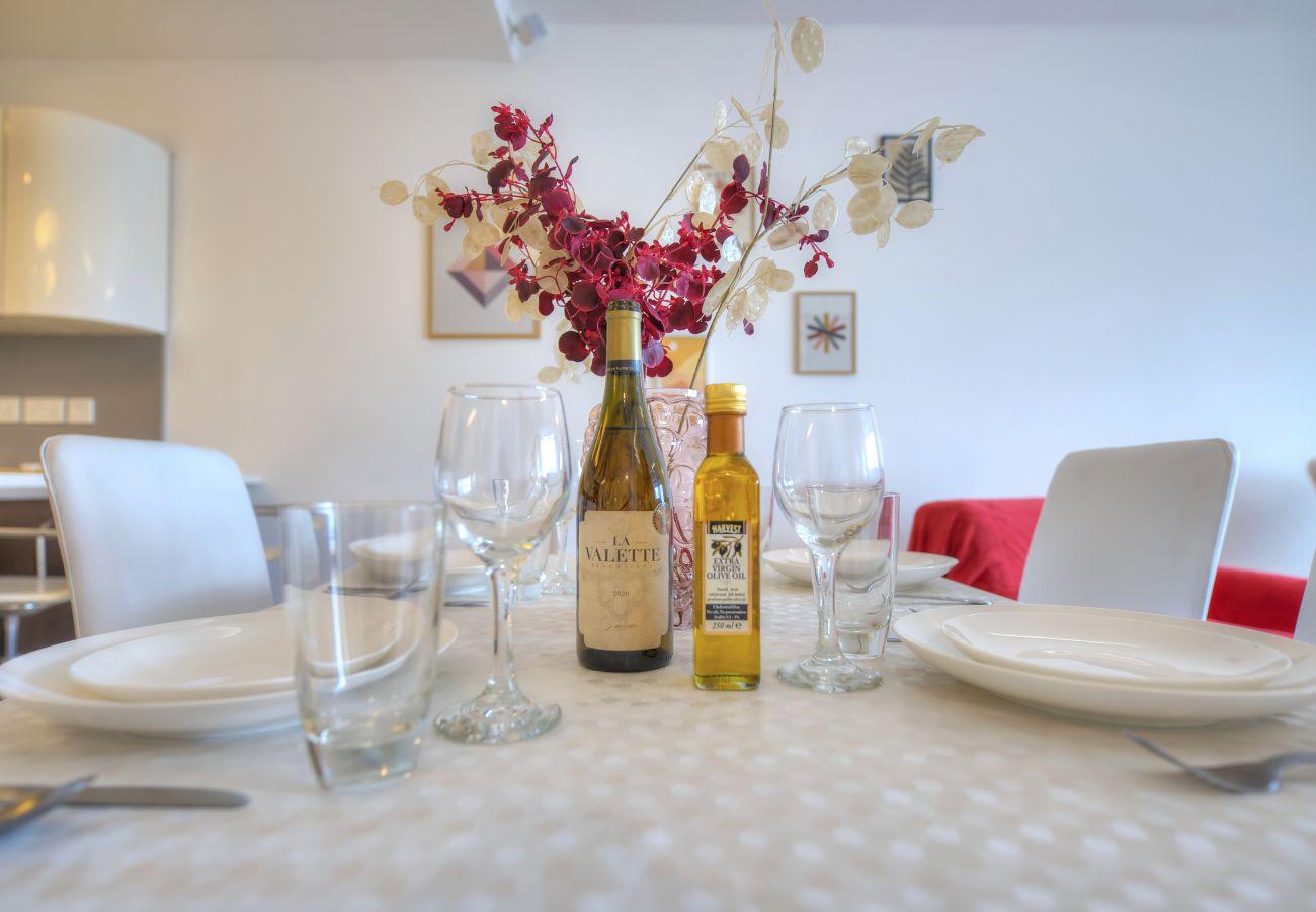 Apartamento en Sliema - Spacious 3bedrooms with spectacular views GOSLM-6
