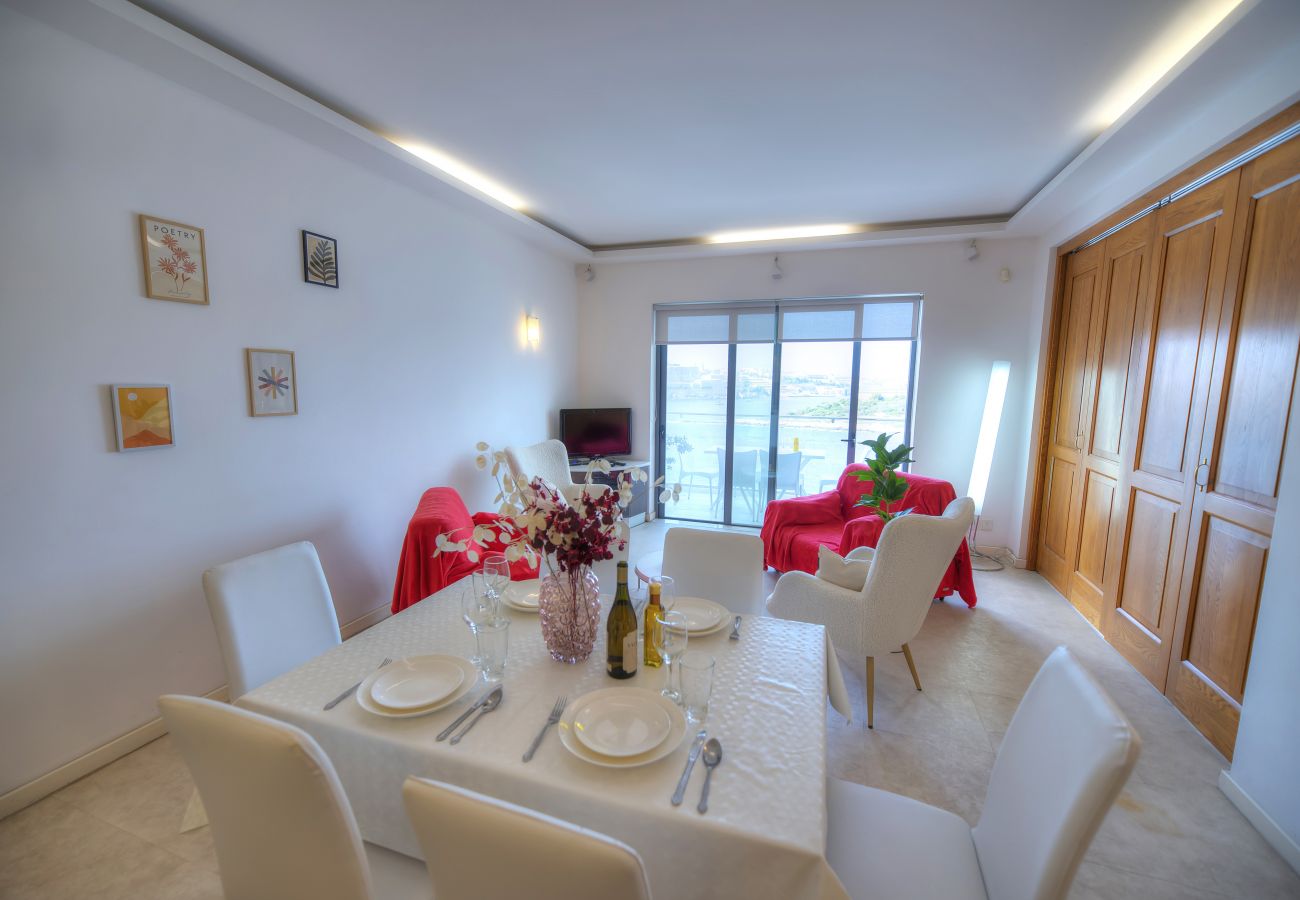 Apartamento en Sliema - Spacious 3bedrooms with spectacular views GOSLM-6