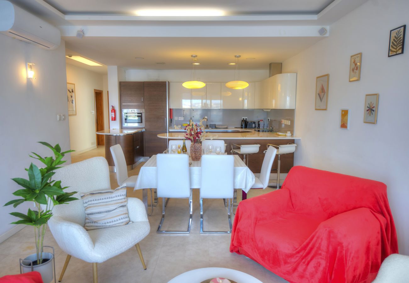 Apartamento en Sliema - Spacious 3bedrooms with spectacular views GOSLM-6
