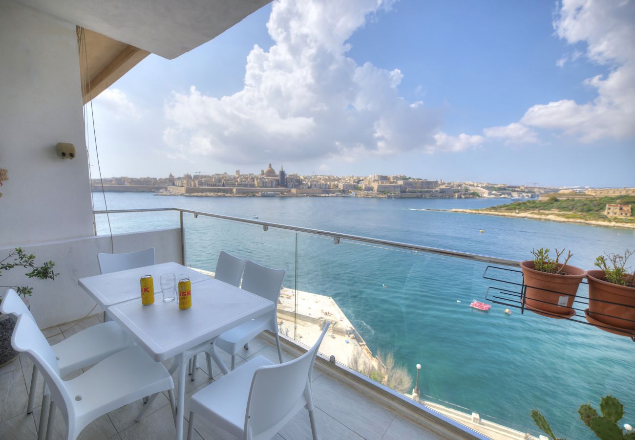 Apartamento en Sliema - Spacious 3bedrooms with spectacular views GOSLM-6