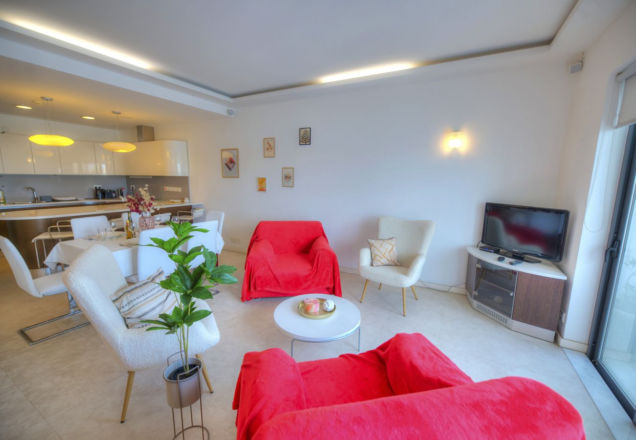 Apartamento en Sliema - Spacious 3bedrooms with spectacular views GOSLM-6