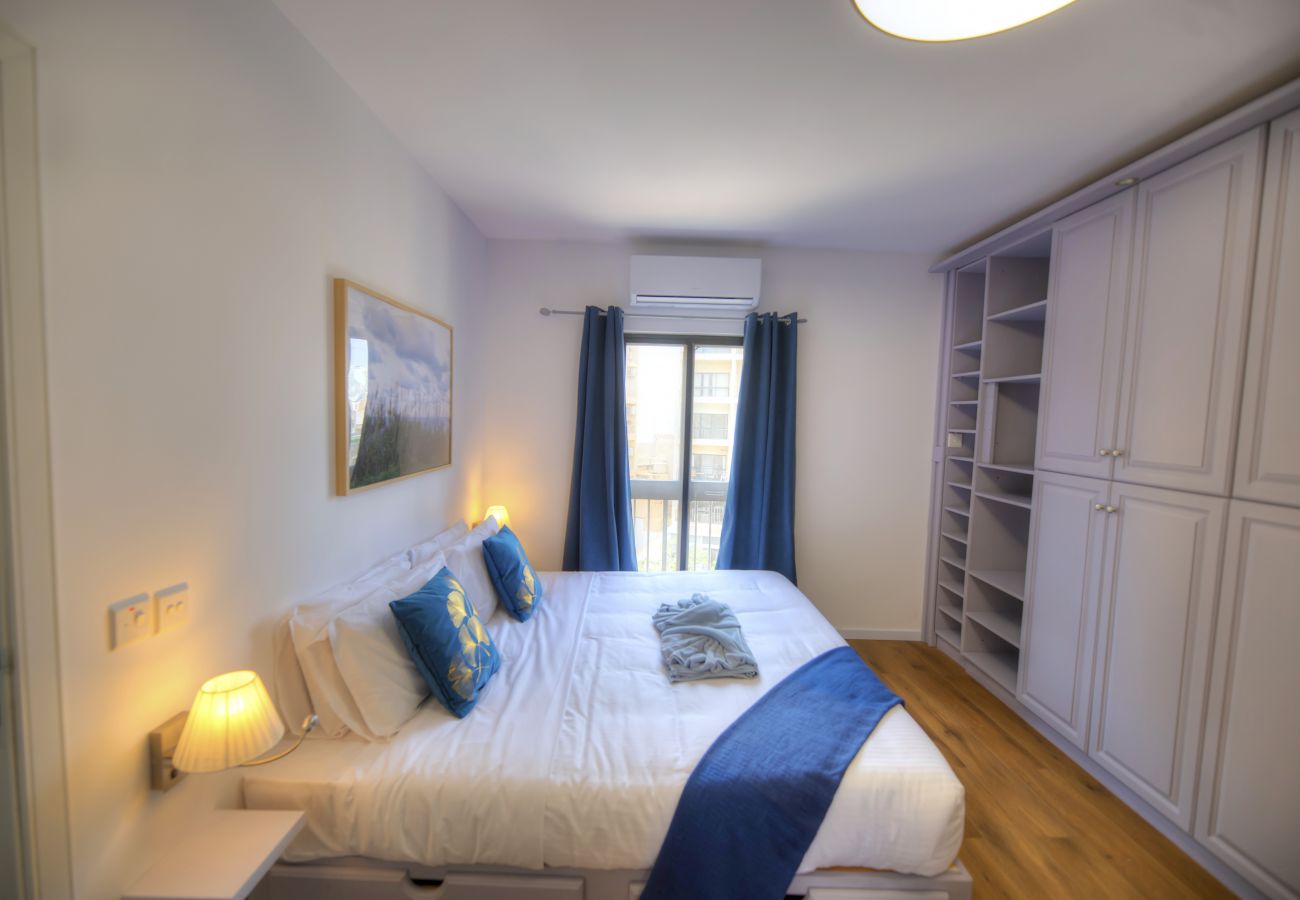 Apartamento en Sliema - Bright & cozy 3bedrooms with stunning views DLAP1-1
