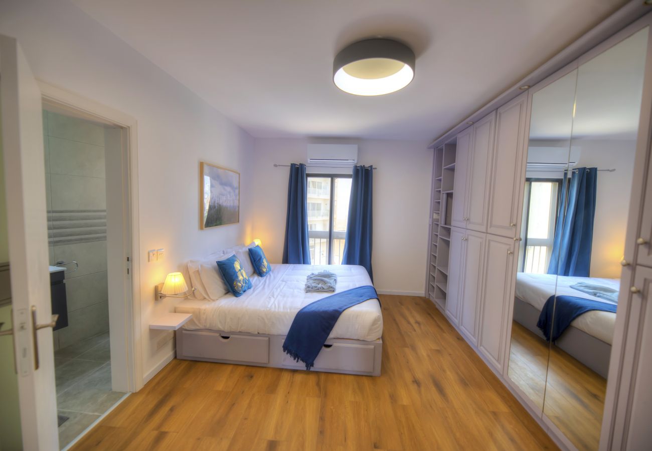Apartamento en Sliema - Bright & cozy 3bedrooms with stunning views DLAP1-1