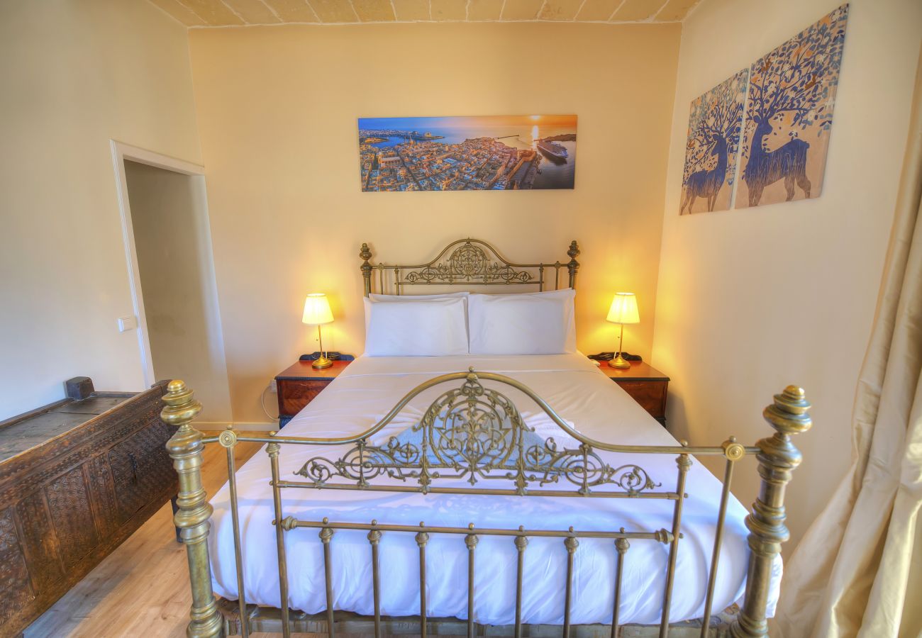 Apartamento en Valletta - Comfy 1 bedroom - Sun terrace & sea views GBUH1-1