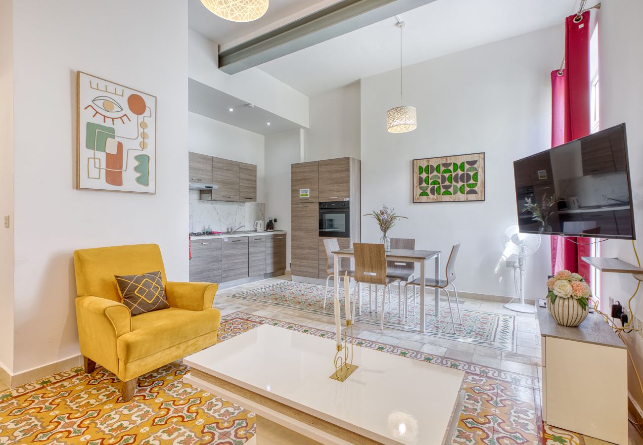 Apartamento en St Julian's - Traditional 2 bedroom house with yard SSCH1