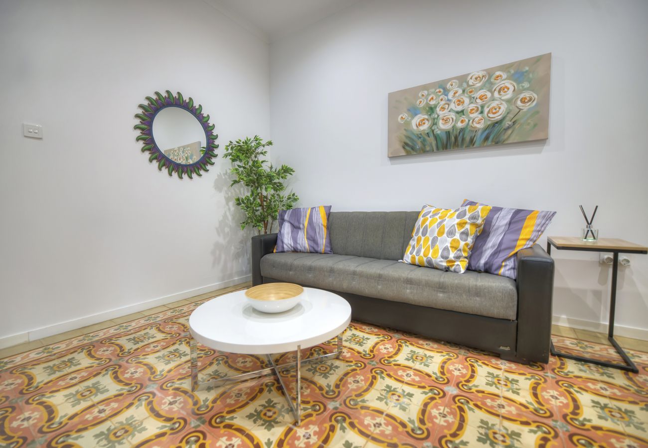 Casa adosada en Gzira - Charming 2 bedroom townhouse, internal yard JDES1-1