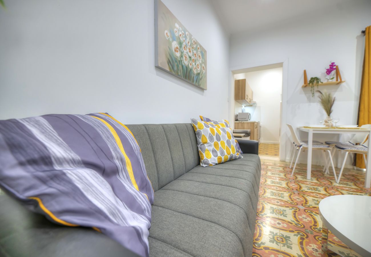 Casa adosada en Gzira - Charming 2 bedroom townhouse, internal yard JDES1-1
