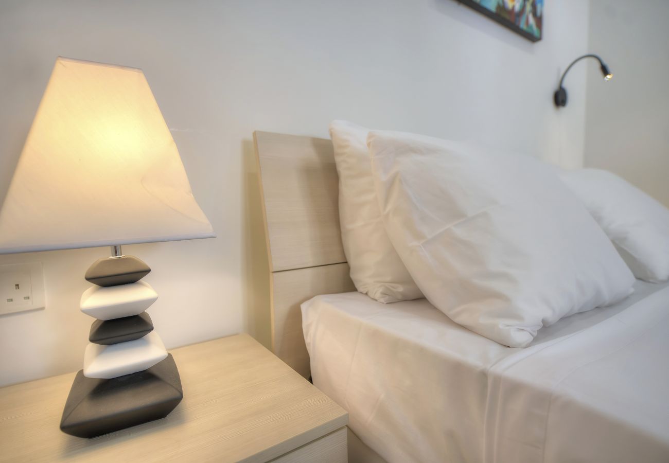 Casa adosada en Gzira - Charming 2 bedroom townhouse, internal yard JDES1-1
