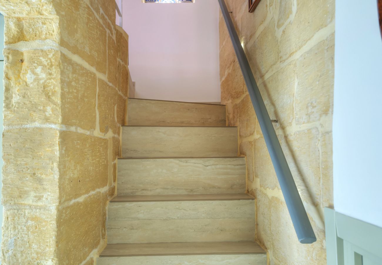 Casa adosada en Valletta - 1bedroom with amazing views in Valletta center JSPI1-1