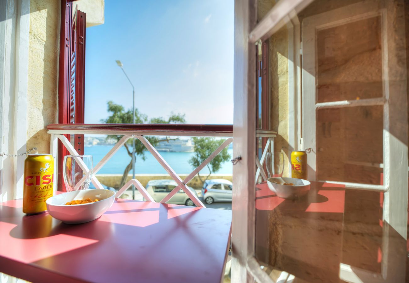 Casa adosada en Valletta - 1bedroom with amazing views in Valletta center JSPI1-1