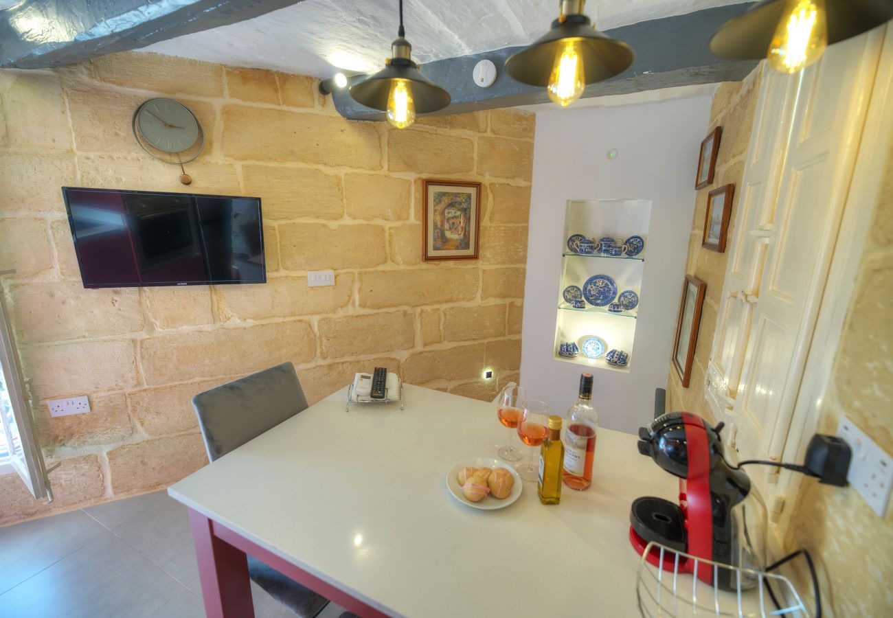 Casa adosada en Valletta - 1bedroom with amazing views in Valletta center JSPI1-1
