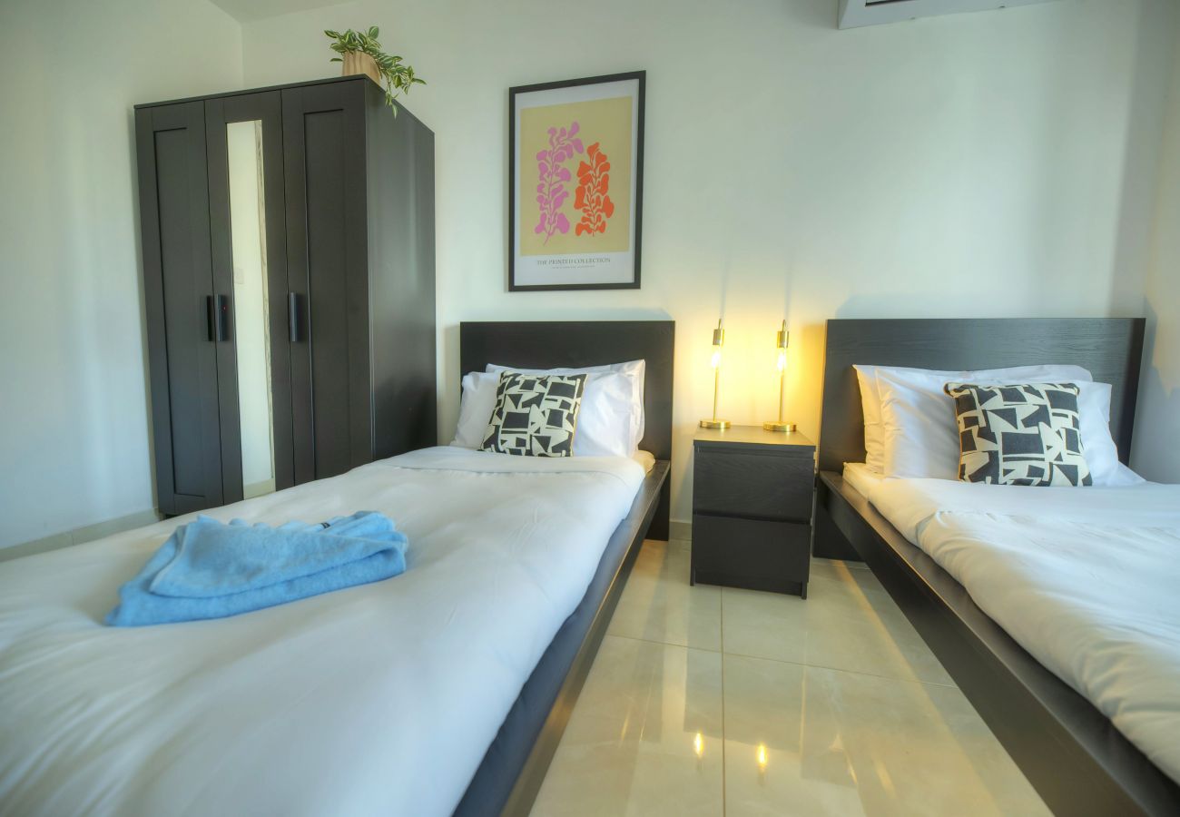 Apartamento en Gzira - Bright & modern 2bedrooms with sea views GOGZR1-2