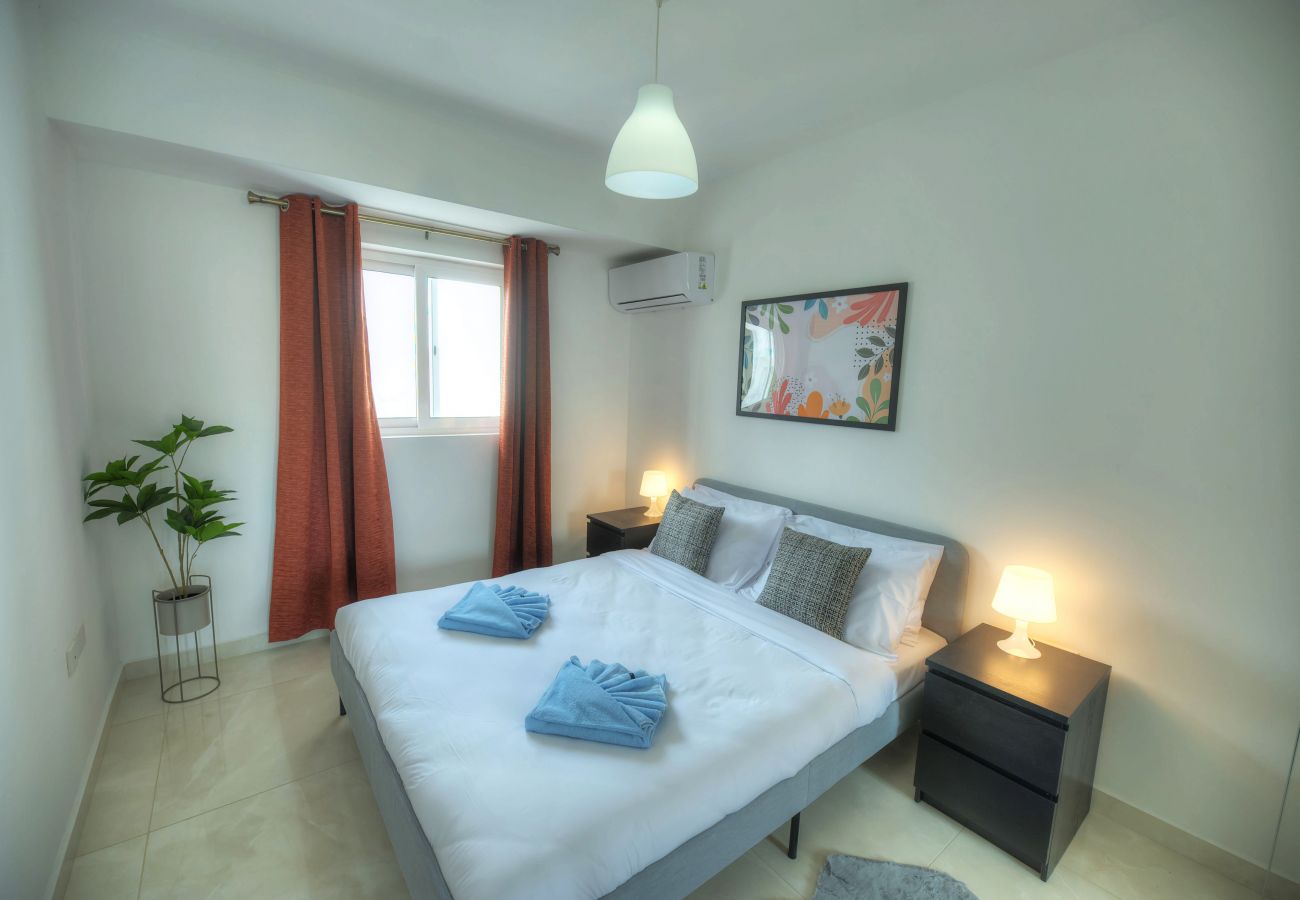 Apartamento en Gzira - Bright & modern 2bedrooms with sea views GOGZR1-2