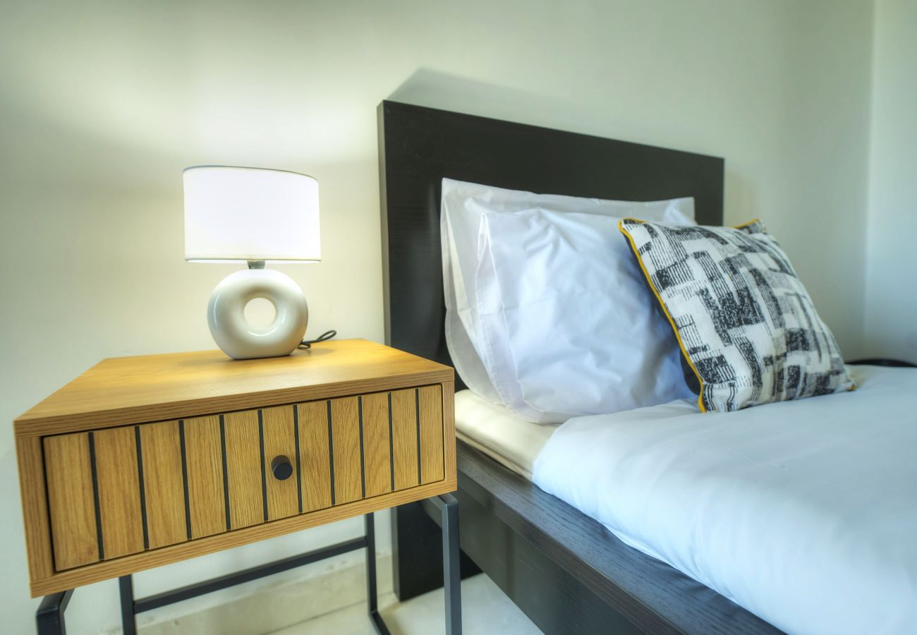 Apartamento en Gzira - Seafront beautifully furnished 2 bedrooms GOGZR1-3