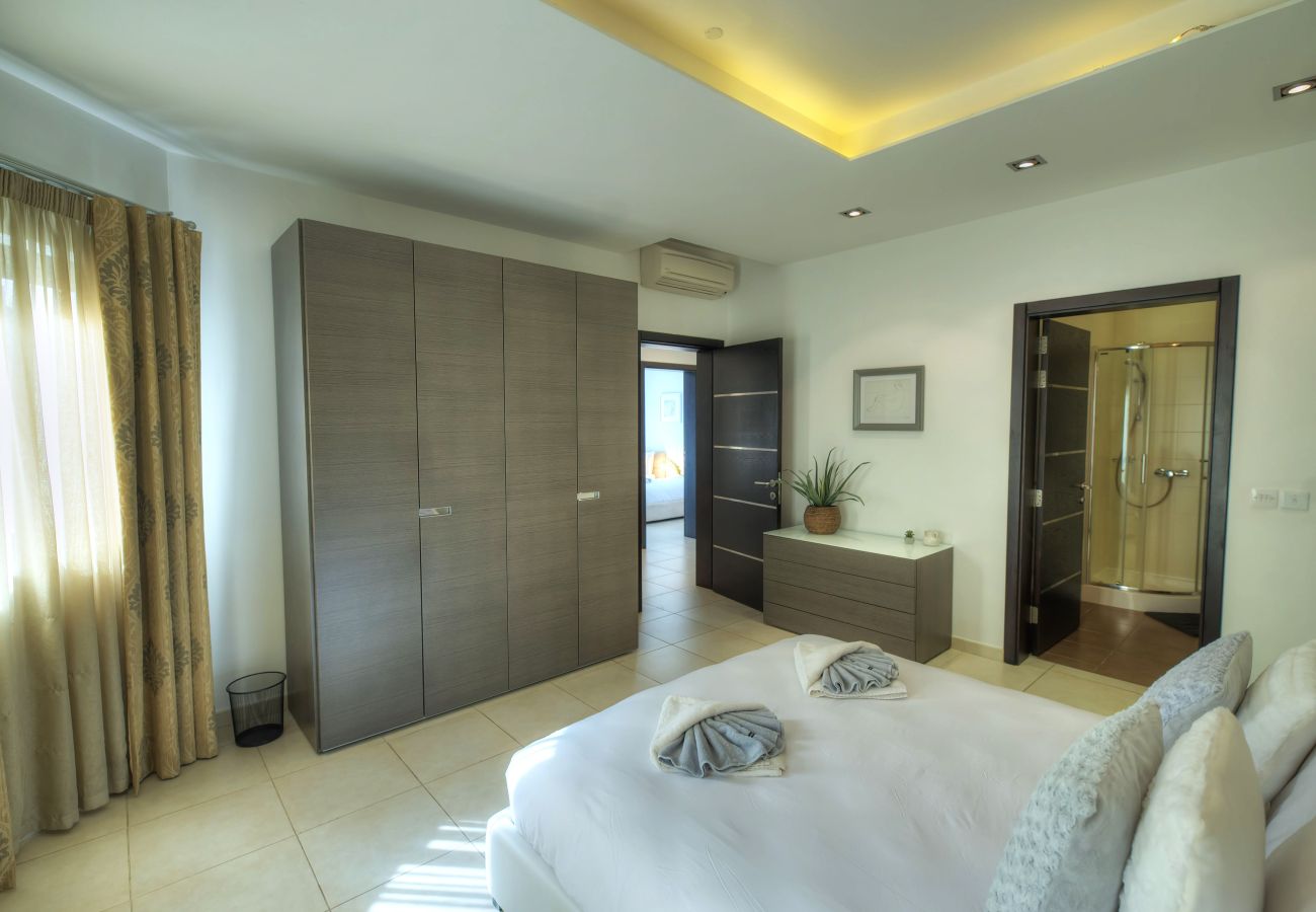 Apartamento en St Julian's - Large & modern 3bedroom in prime location WPAC1-1
