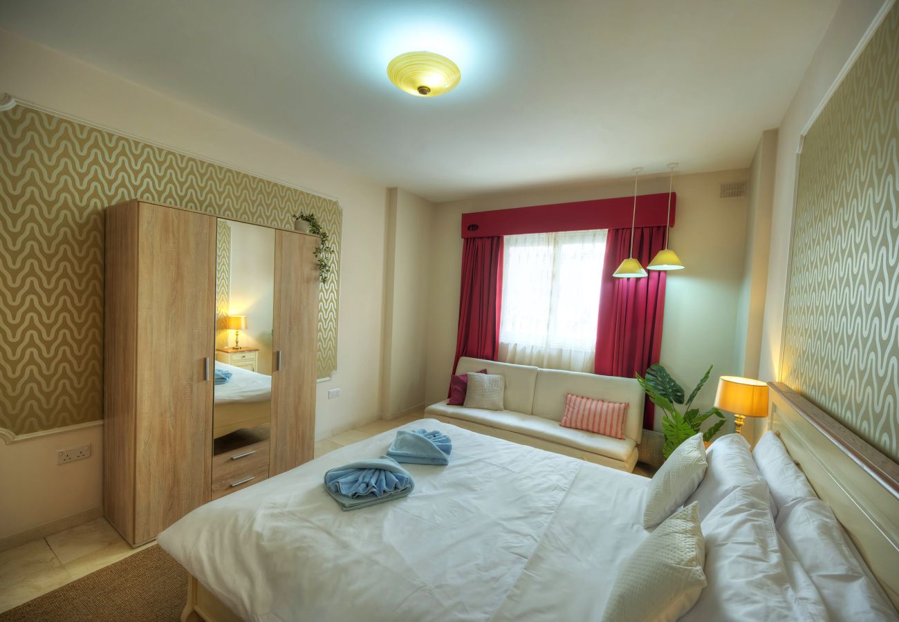 Apartamento en Ta'Xbiex - Spacious Seafront 3bedrooms, seaview balcony GOTAX1-1