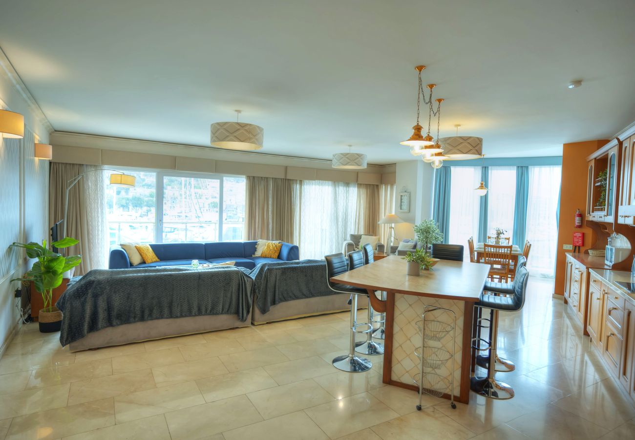 Apartamento en Ta'Xbiex - Spacious Seafront 3bedrooms, seaview balcony GOTAX1-1