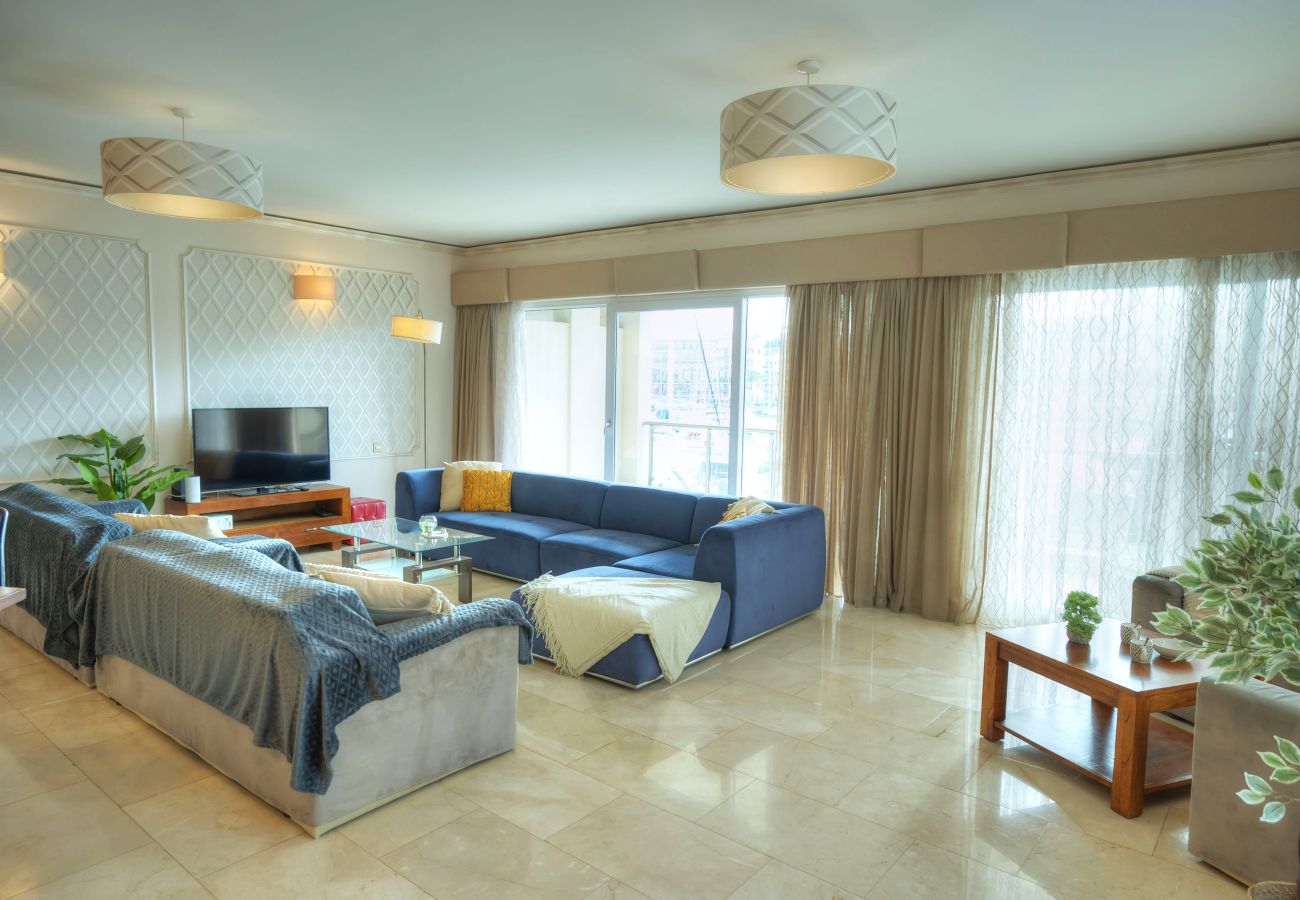 Apartamento en Ta'Xbiex - Spacious Seafront 3bedrooms, seaview balcony GOTAX1-1