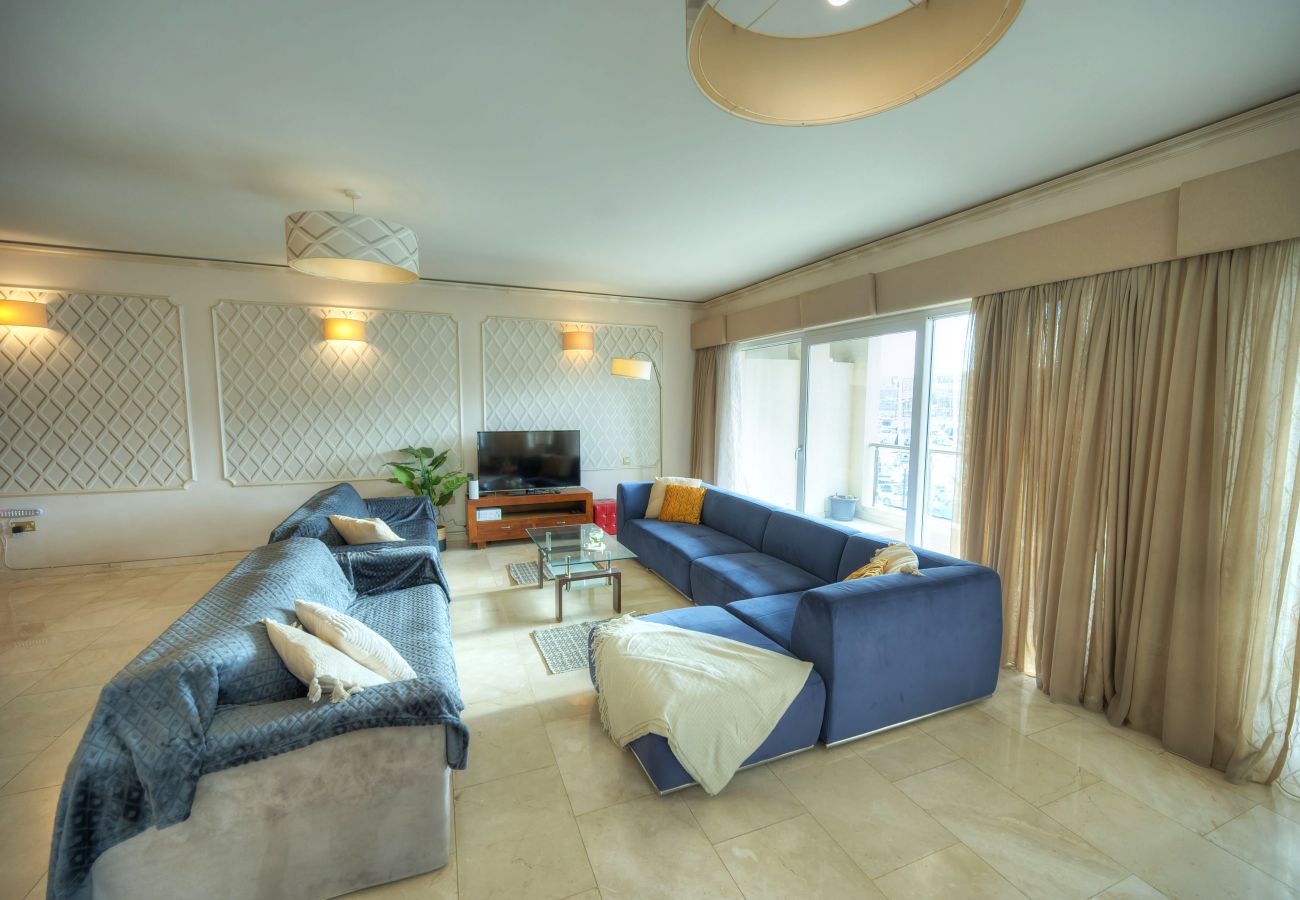 Apartamento en Ta'Xbiex - Spacious Seafront 3bedrooms, seaview balcony GOTAX1-1