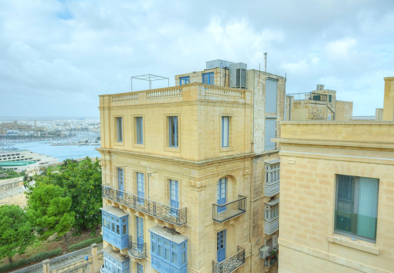 Apartamento en Valletta - Charming  3 storey apartment in Valletta centre NGRI1-1