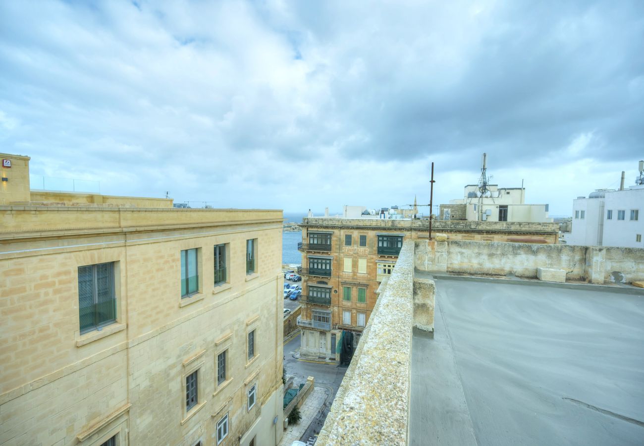Apartamento en Valletta - Charming  3 storey apartment in Valletta centre NGRI1-1